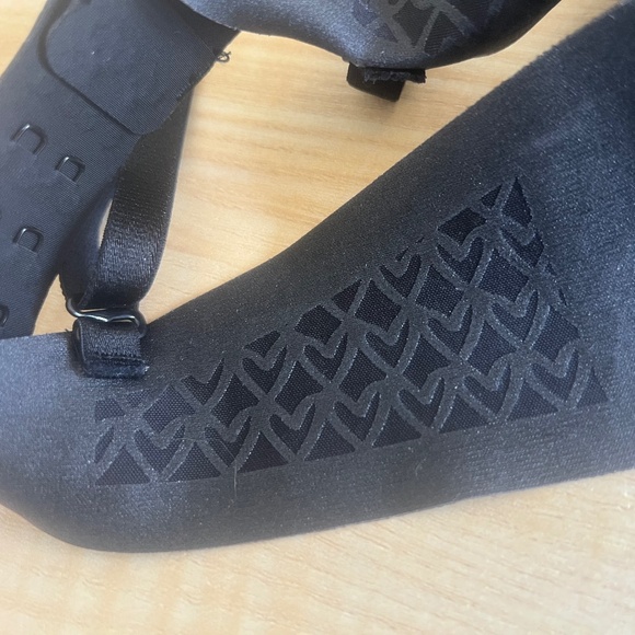 VICTORIA'S SECRET BARE Open Plunge Bra 32C Black - Picture 5 of 9